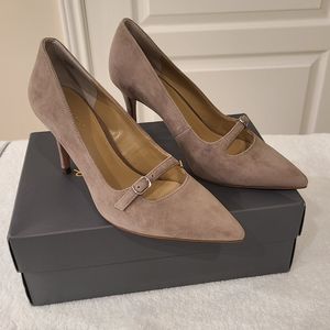 Ann Taylor Women's Mila Mini Buckle Pump